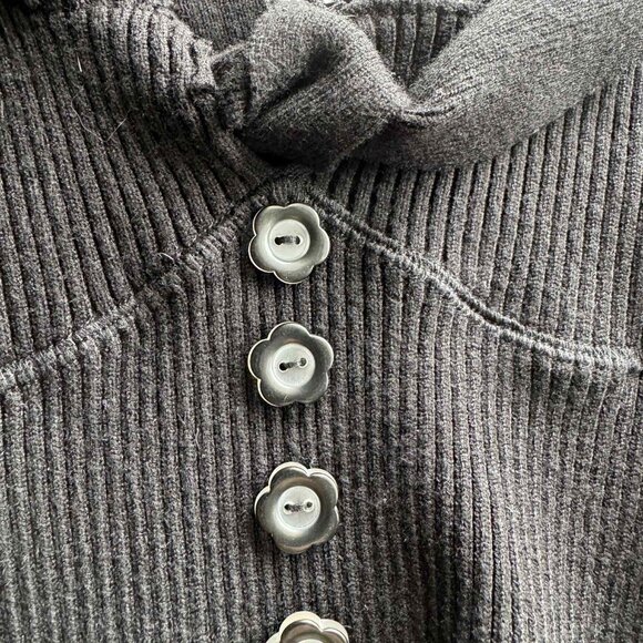 For Love and Lemons BNWOT two crop sweater button and bows size XS - Picture 9 of 10